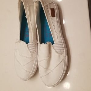 Womans  Blowfish slip in sneakers